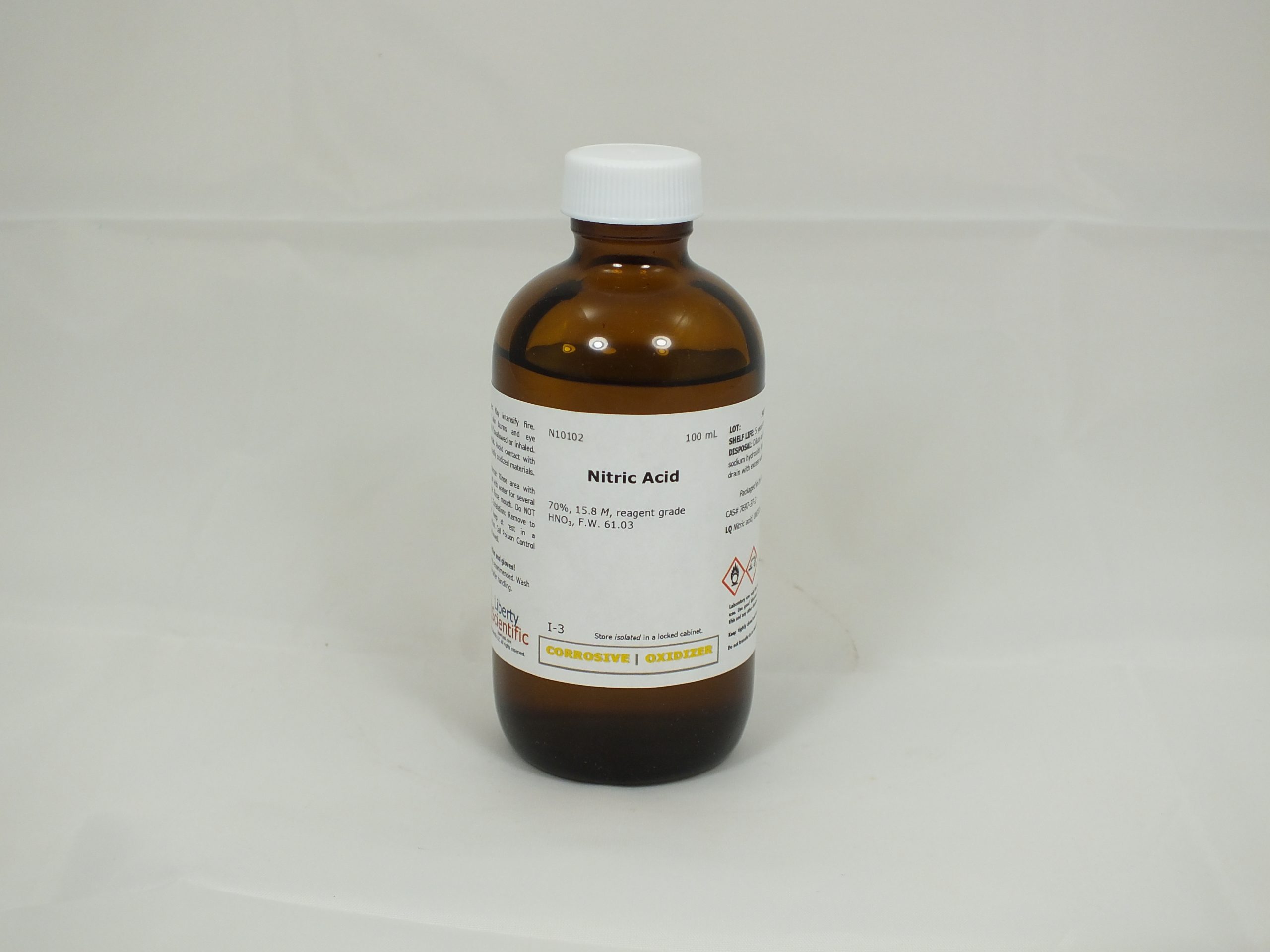 Nitric Acid, 15.8 M, reagent, 100 ml